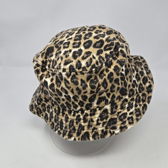 URBAN OUTFITTERS UO-76 COTTON BUCKET HAT LOT OF 3 QUILTED CHEETAH SNAKE WOMEN OS - Picture 15 of 16